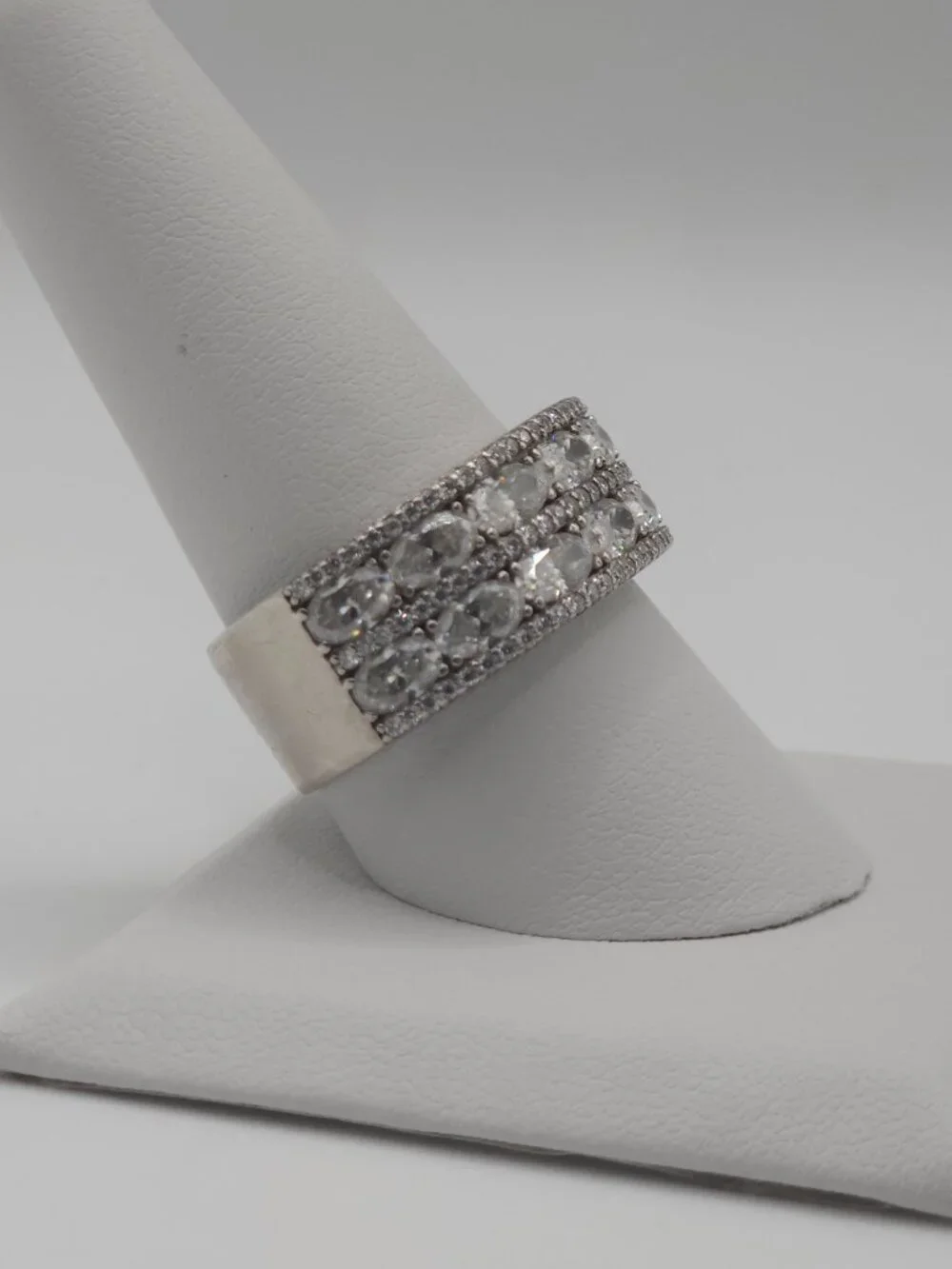 925 Sterling Silver Moissanite Multi Row Band Ring 9.3g AS IS